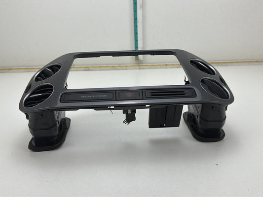 2013-2017 Volkswagen Tiguan Centre Dash Radio Climate Bezel Trim Vent Air OEM