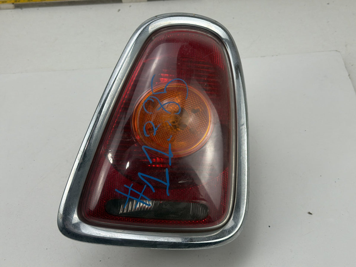 2007-2010 Mini Cooper R56 R57 Rear Right Tail Light Lamp 2751308 OEM