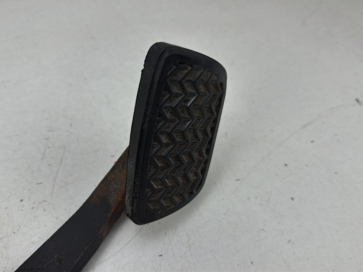 2003-2009 Toyota 4Runner Stop Brake Pedal w/ Bracket Assembly OEM