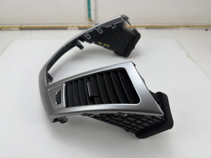 2011-2016 Chevrolet Cruze J300-Dash Air Vents Radio Bezel Trim 94567907 OEM