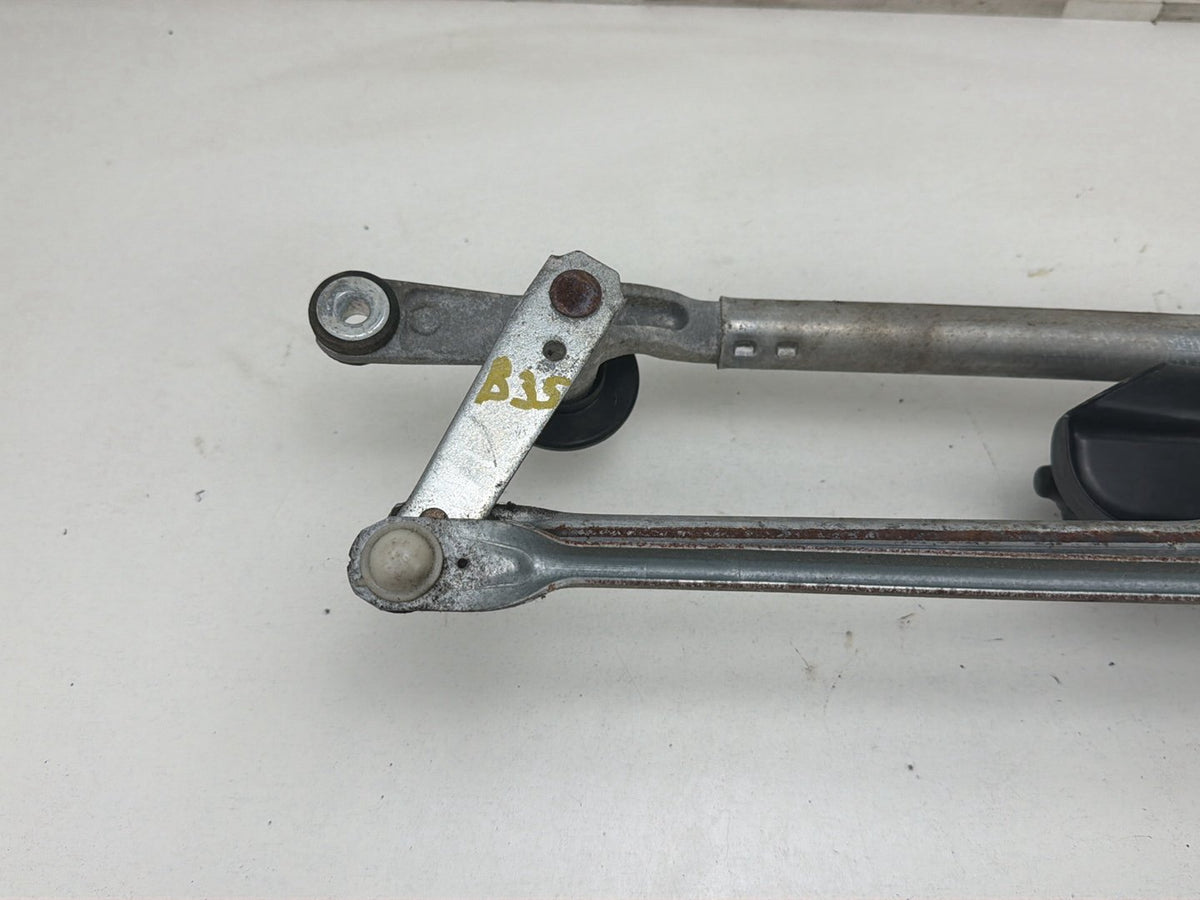 2013-2017 Honda Accord Front Windshield Wiper Motor/Linkage Assembly OEM