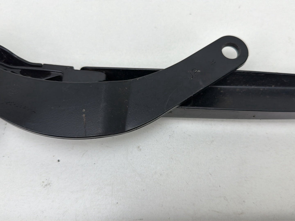 2010-2015 Toyota Prius Front Left & Right Side Windshield Wiper Arm Set OEM