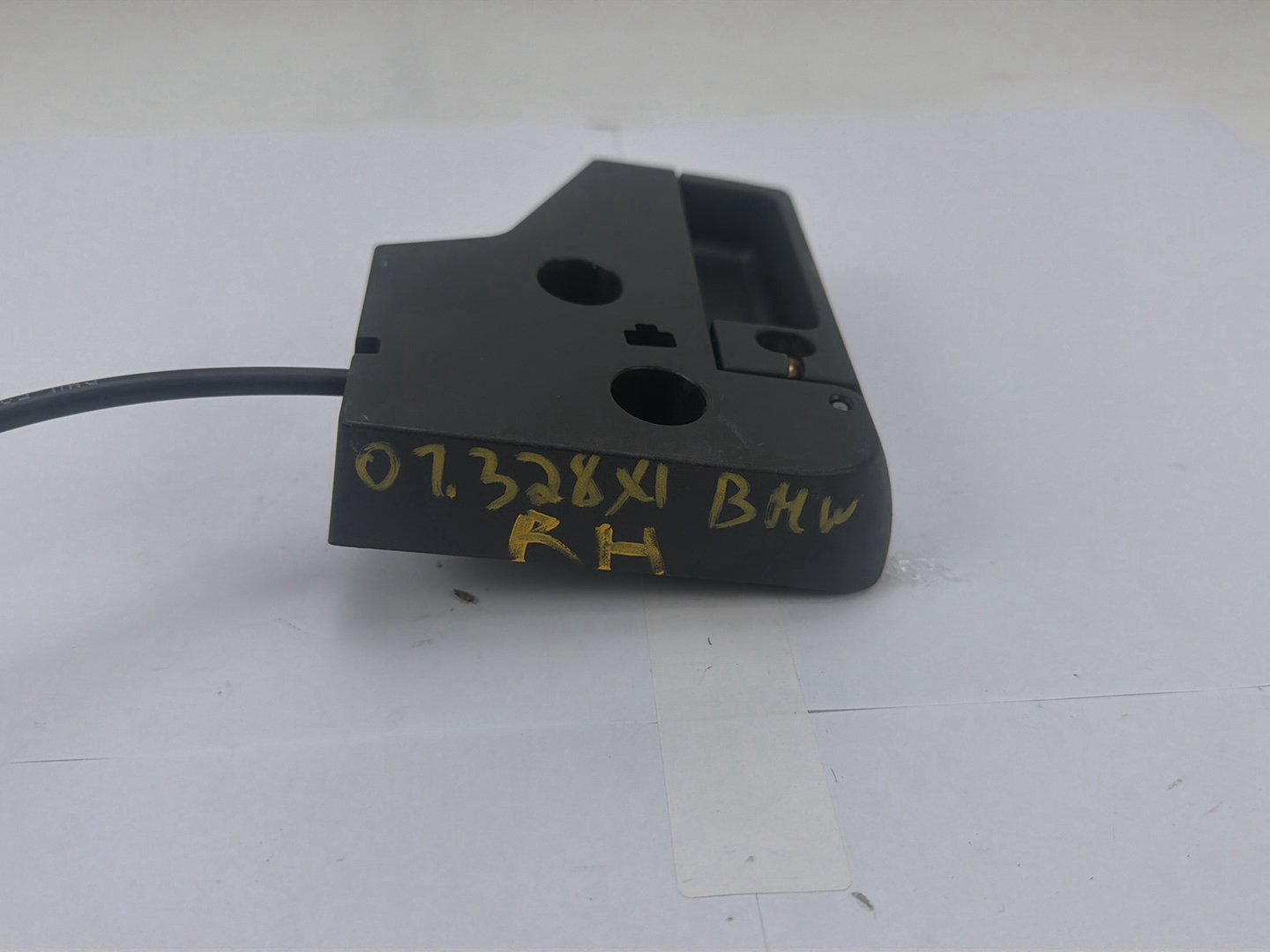 2007-2008 BMW 328xi Right Passenger Side Fold Seat Release Latch OEM