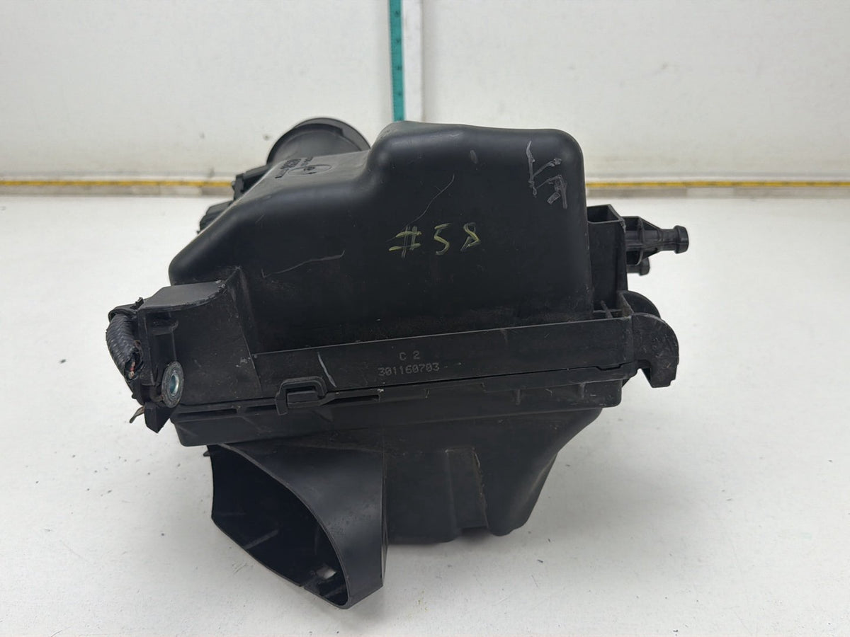 2013-2019 Nissan Sentra Air Intake Cleaner Filter Housing Box 3RC20 OEM