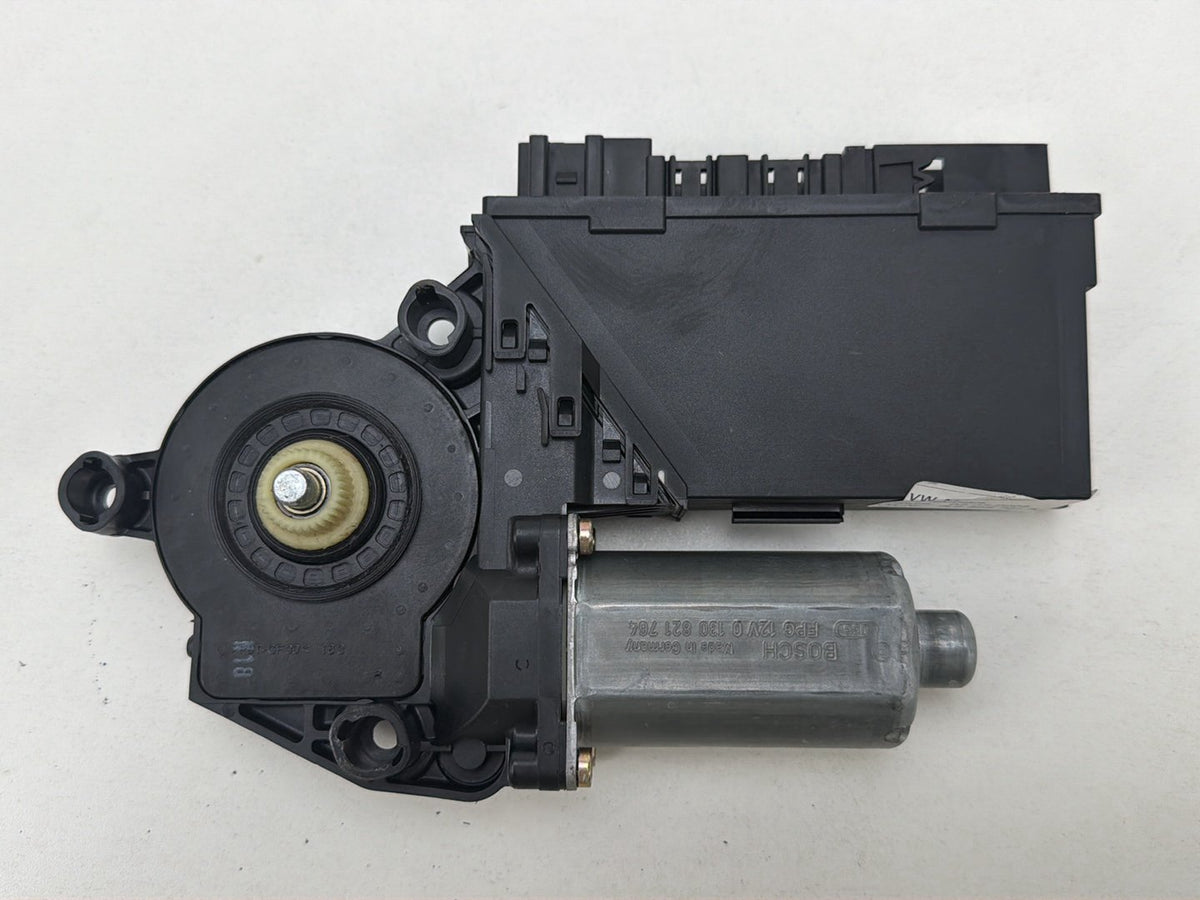 2003-2006 Porsche Cayenne Front Left Door Window Regulator Motor 7L0959701A OEM