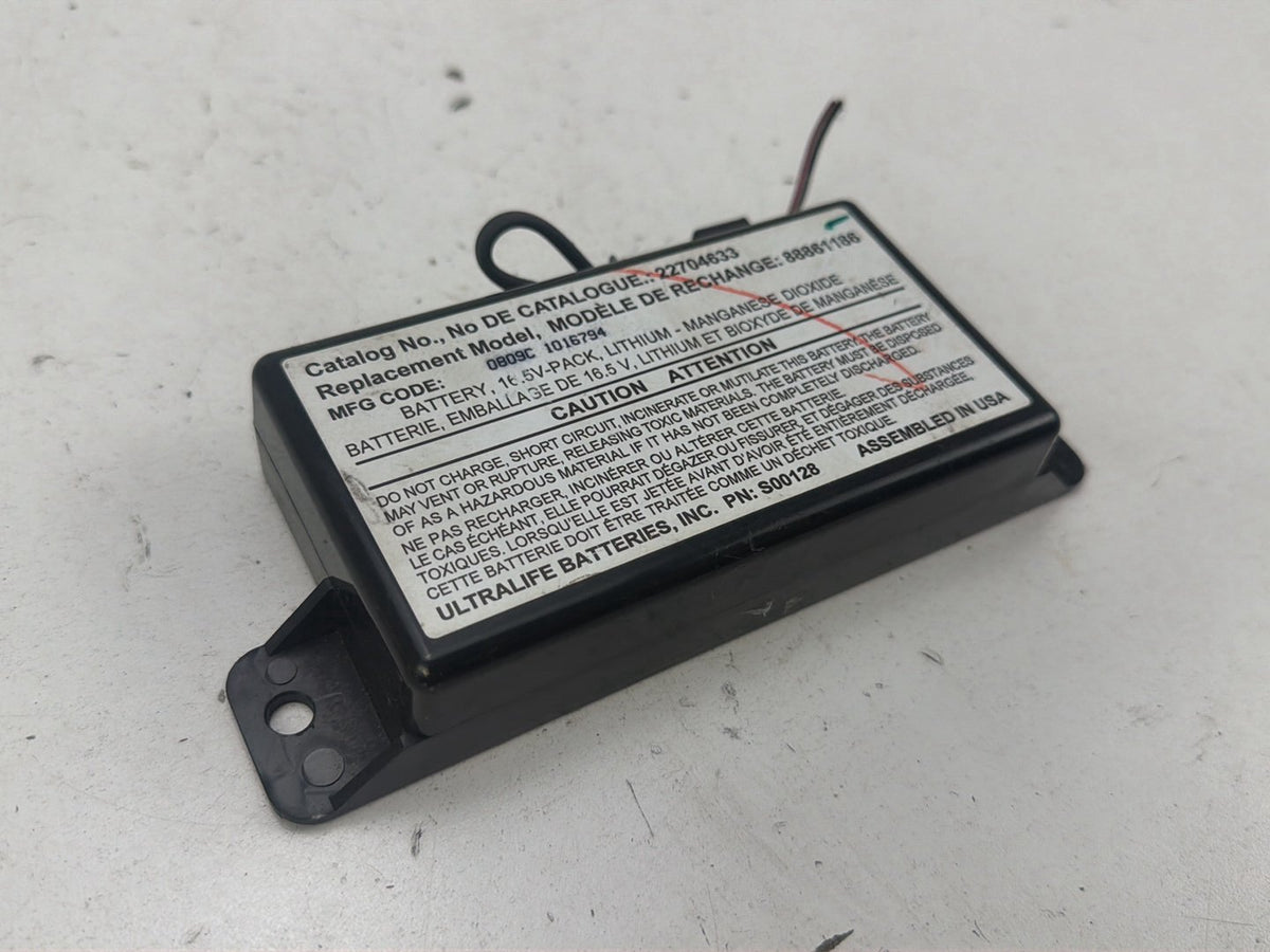 2010-2013 Buick LaCrosse Communication Control Module Battery 22704633 OEM