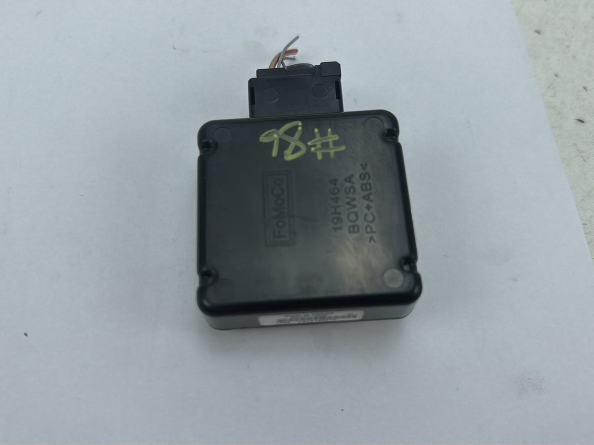 2011-2015 Ford Explorer GPS Navigation Antenna Control Module DB5T-19H464-AC OEM
