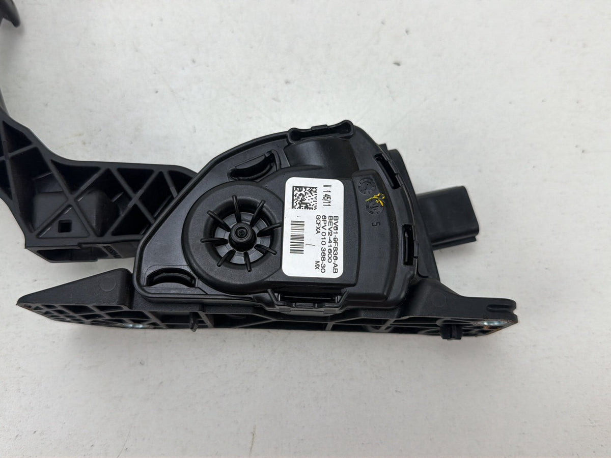 2012-2014 Ford Focus MK2 Gas Accelerator Pedal Assembly BV619F836AB OEM