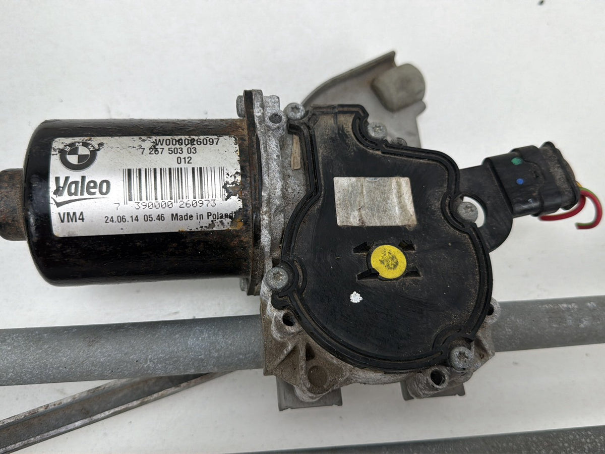 2014-2016 BMW 228i F22 Windshield Wiper Transmission Linkage W/Motor 7 267 503 OEM