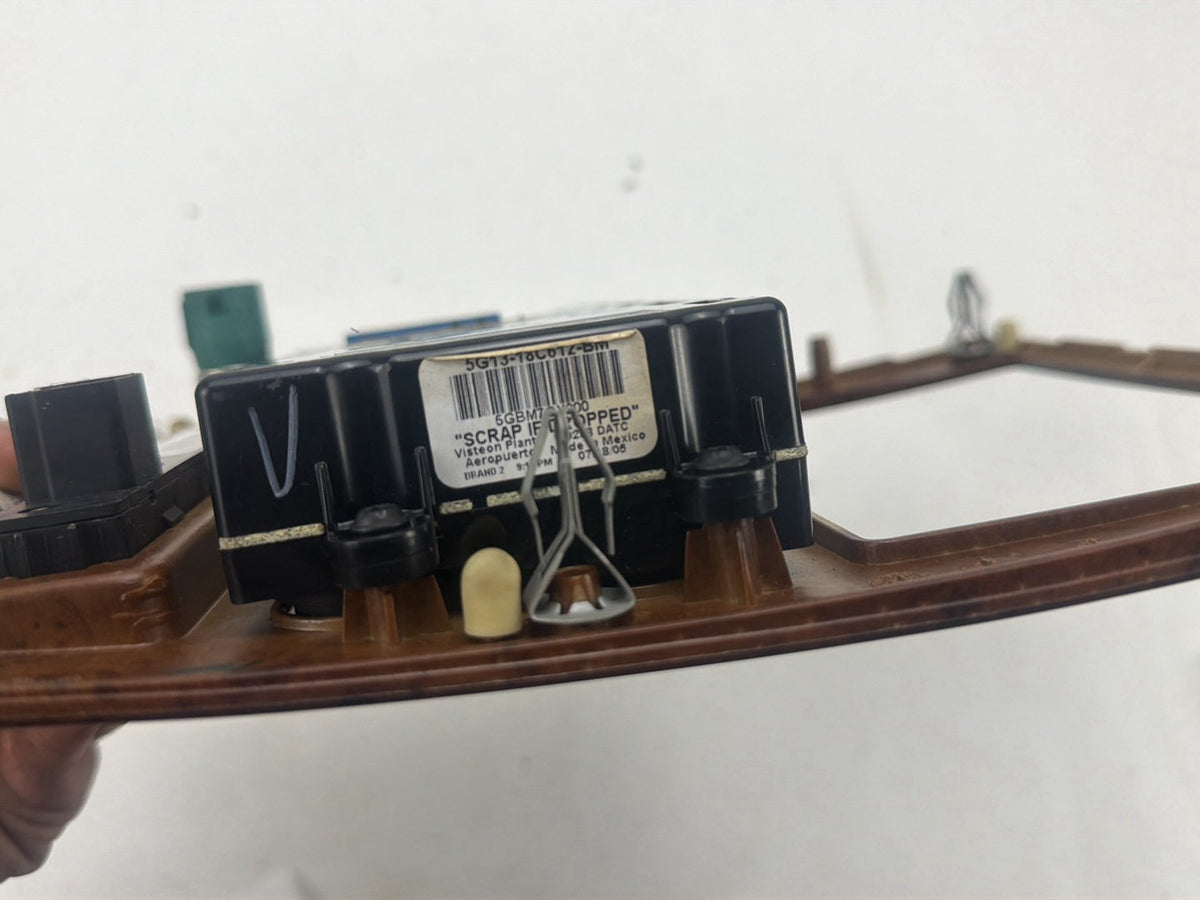 2008-2009 Ford Taurus Center Console Climate Radio Control 5G13-7404302 OEM