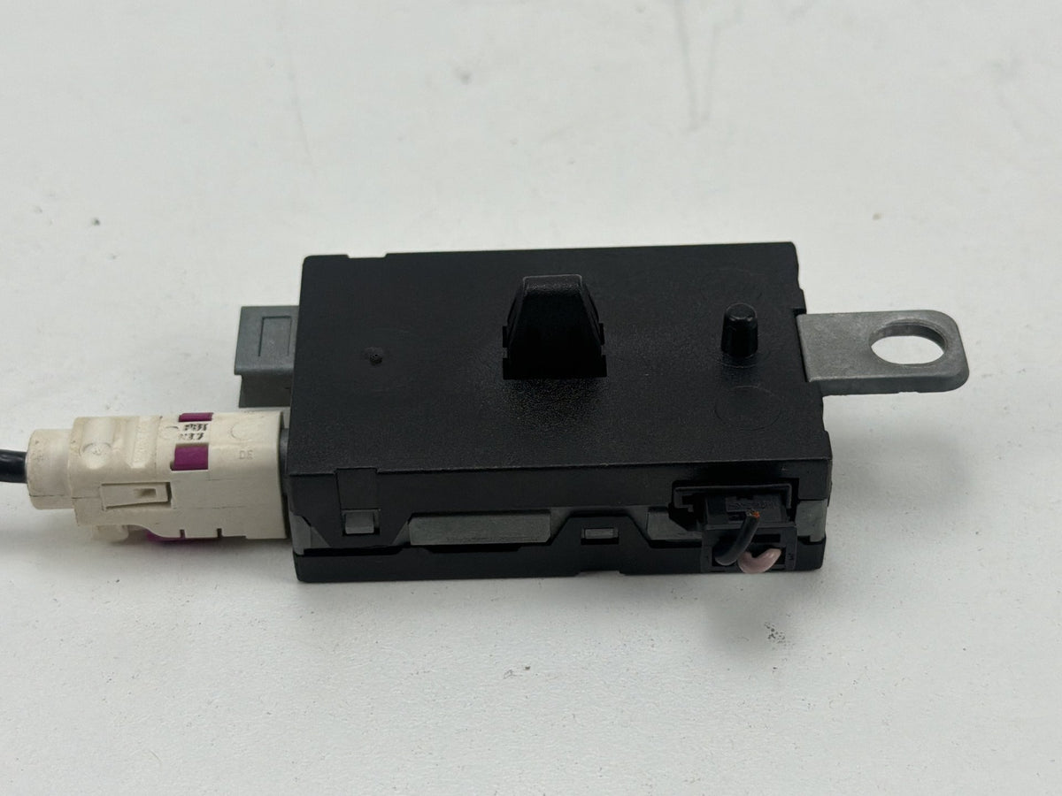 2011-2018 Volvo S60 Amplifier Antenna Control Module P30761696 OEM