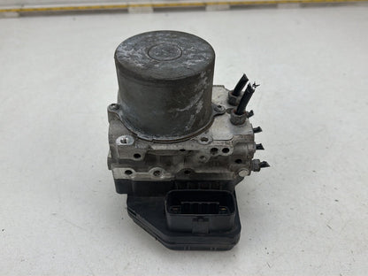 2017-2018 Toyota Sienna L30-3.5L ABS Anti-Lock Brake Pump Control 44540-08260 OEM