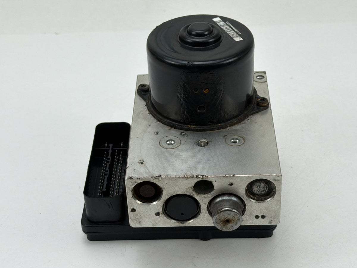 2005-2008 Nissan Pathfinder 4x4 ABS Pump Control Module Unit 47660-ZP00A OEM