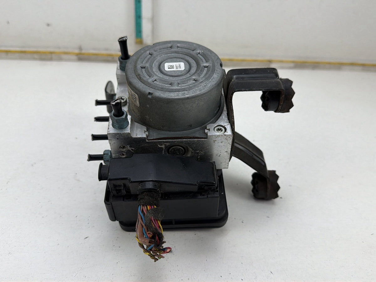 2014-2016 BMW 228i F22 ABS Anti Lock Brake Pump Module Pump 28515127213 OEM