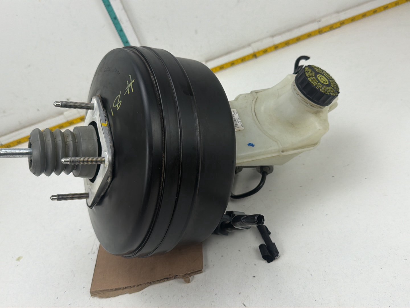 2014-2017 Maserati Ghibli Power Brake Booster Servo Assembly 670006653 OEM
