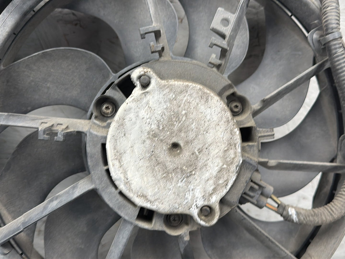 2013-2019 Ford Explorer Radiator Cooling Fan Motor Assembly DA83-8C607-AC OEM