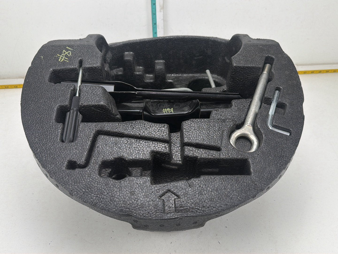 2014-2017 Maserati Ghibli Trunk Spare Wheel Emergency Jack Tool Kit Box OEM